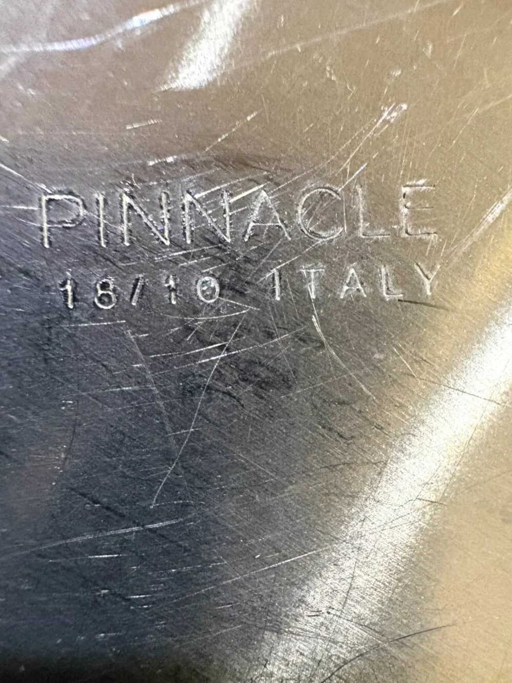 Pinnacle Stainless Steel 18/10 Rim Bowl 10